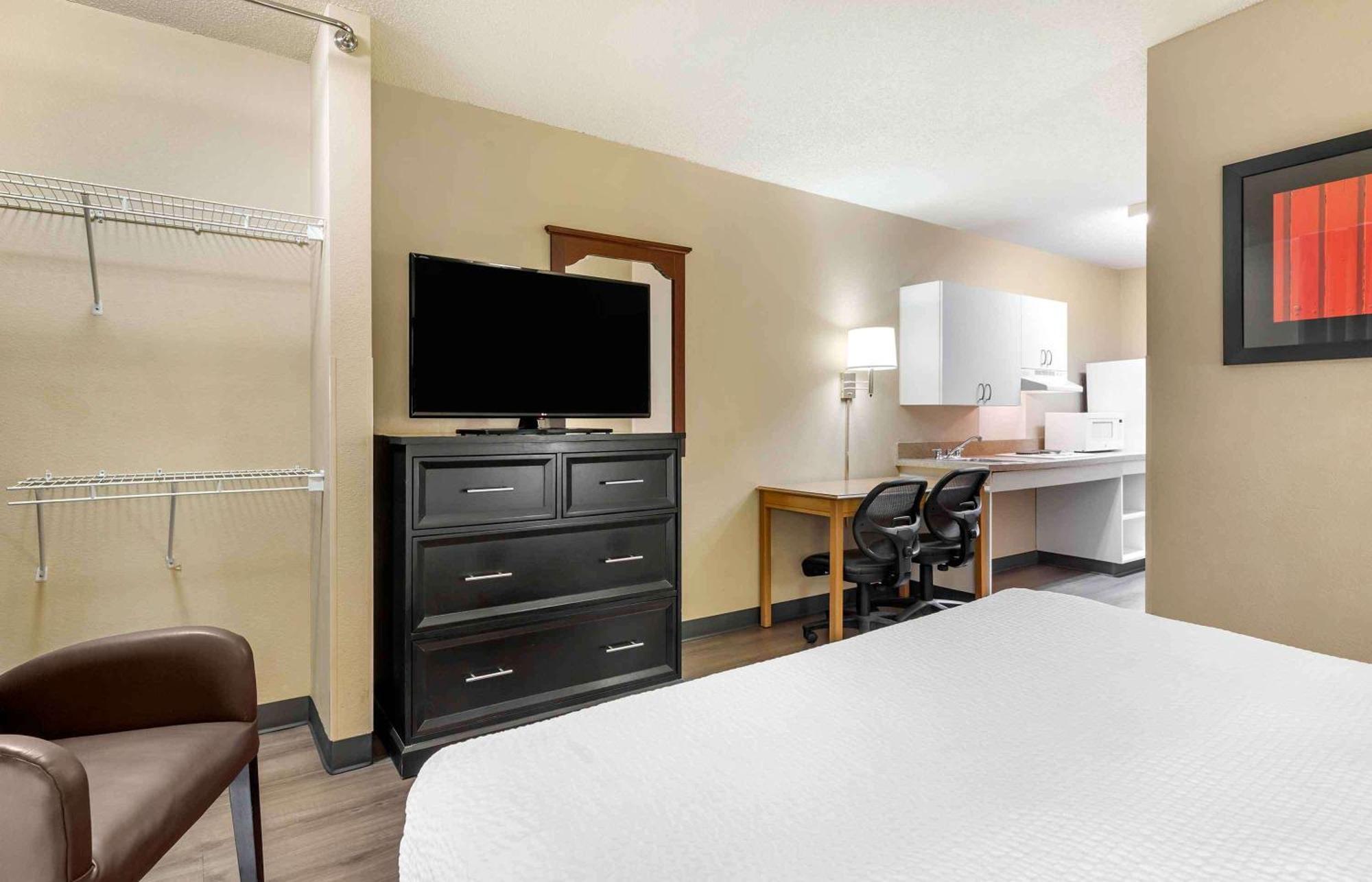 Extended Stay America Suites - Boston - Braintree Bagian luar foto